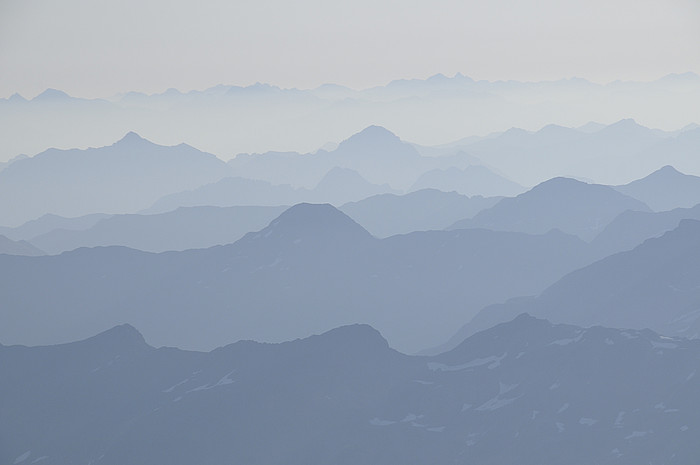 Alpen nordstlich der Berninaregion