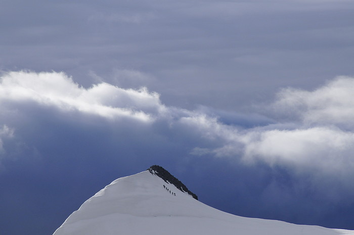 Seilschaft am Strahlhorn