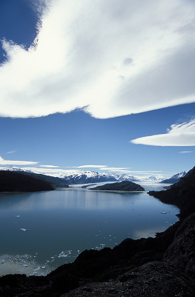 Glaciar y Lago Grey