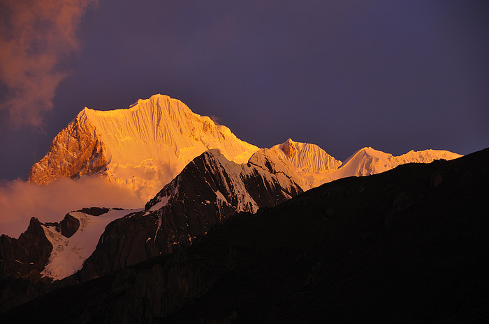 Yerupaja bei Abendsonne