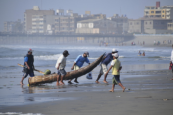 Caballitos de Totora