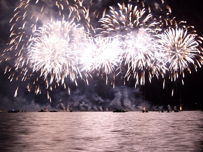 Feuerwerk Zrifscht